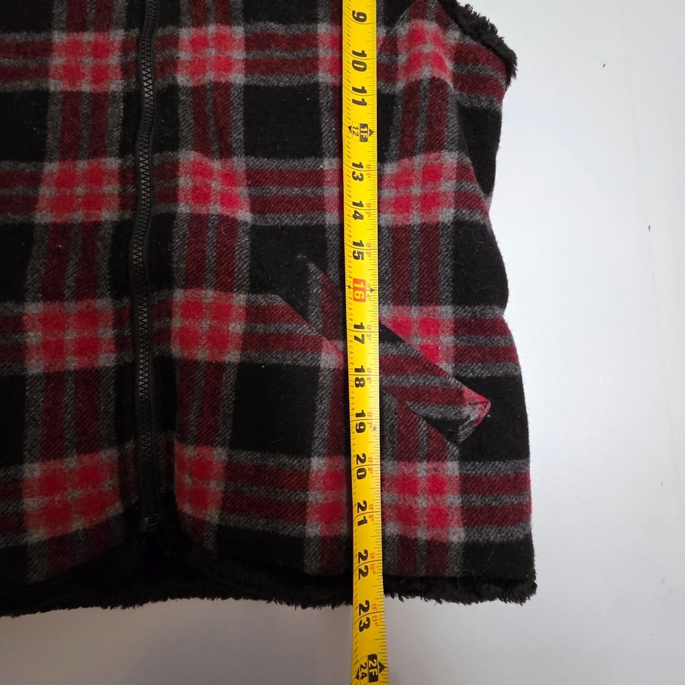 Woolrich Women's Vest Size M Black Red Plaid Faux Fur Lined Pockets Wool Blend - Picture 7 of 11